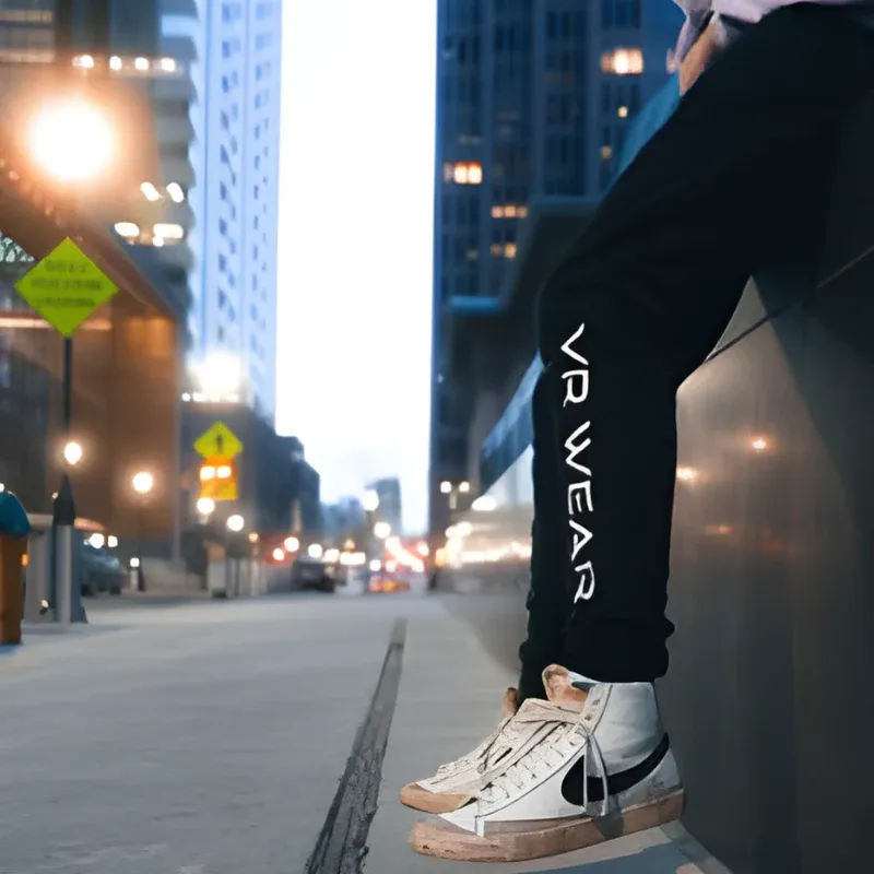 VR Wear: Where Virtual Reality Meets Fashion